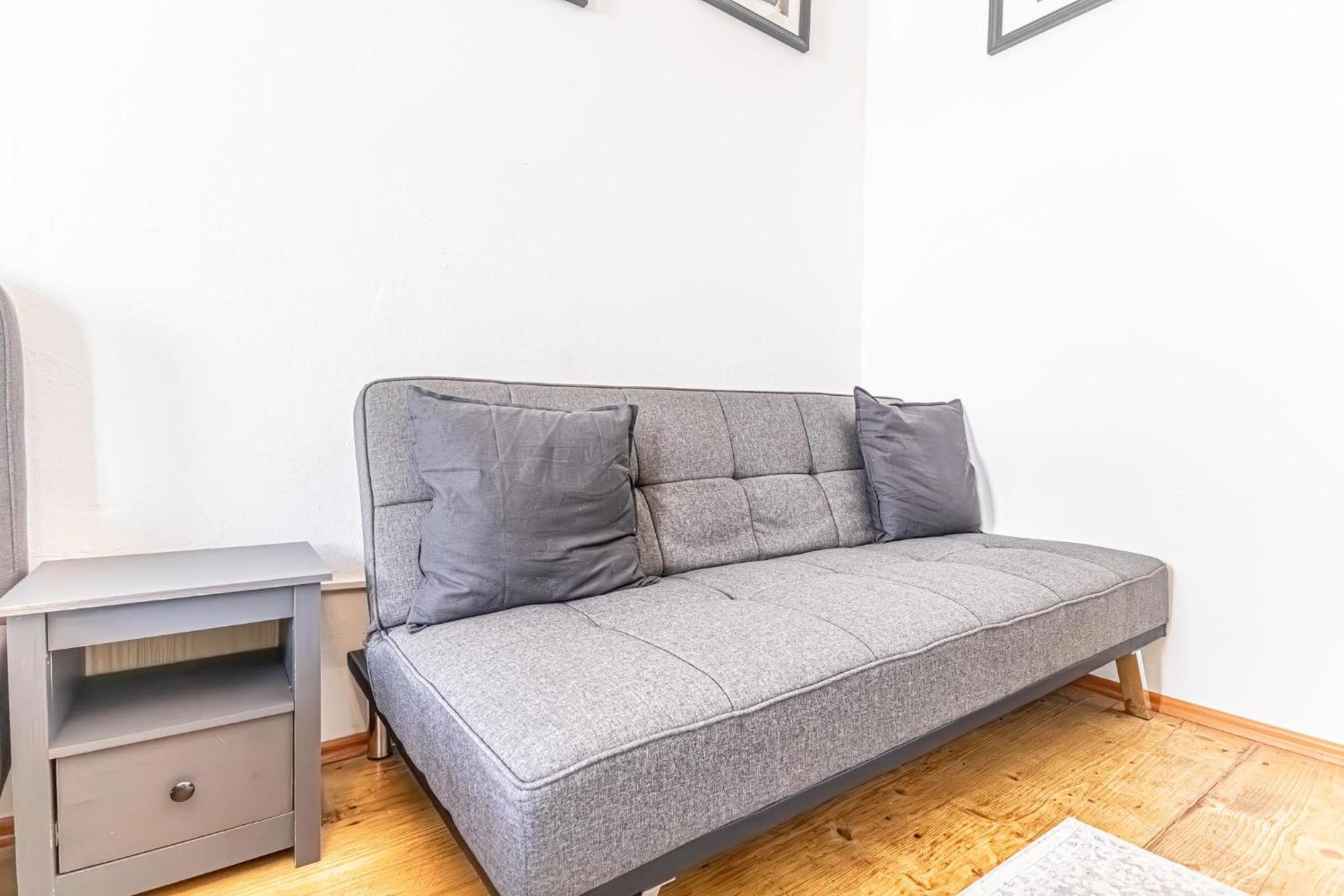 Stylish 1Br Apartment- Near Westbahnhof U3&U6 Wien Eksteriør billede